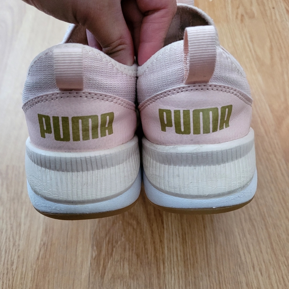 Puma | Girls (Used) - Picture 2 of 12